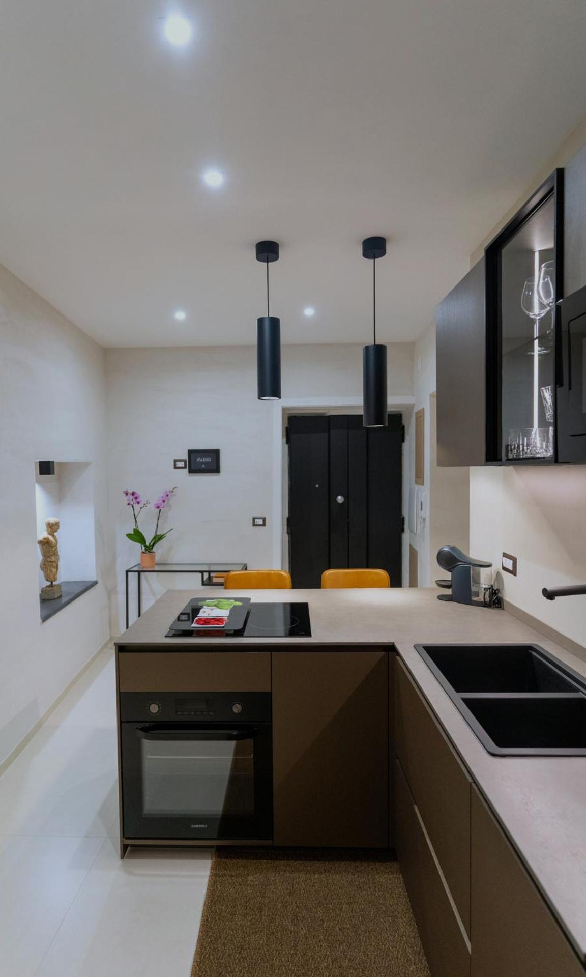 Aledo Boutique Apartments ナポリ エクステリア 写真