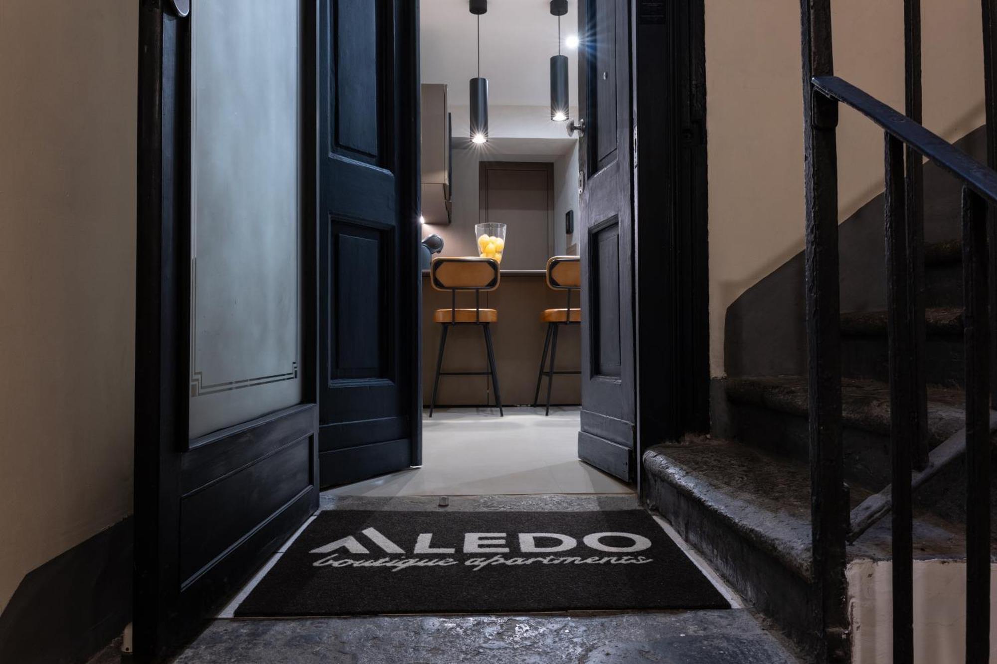 Aledo Boutique Apartments ナポリ エクステリア 写真