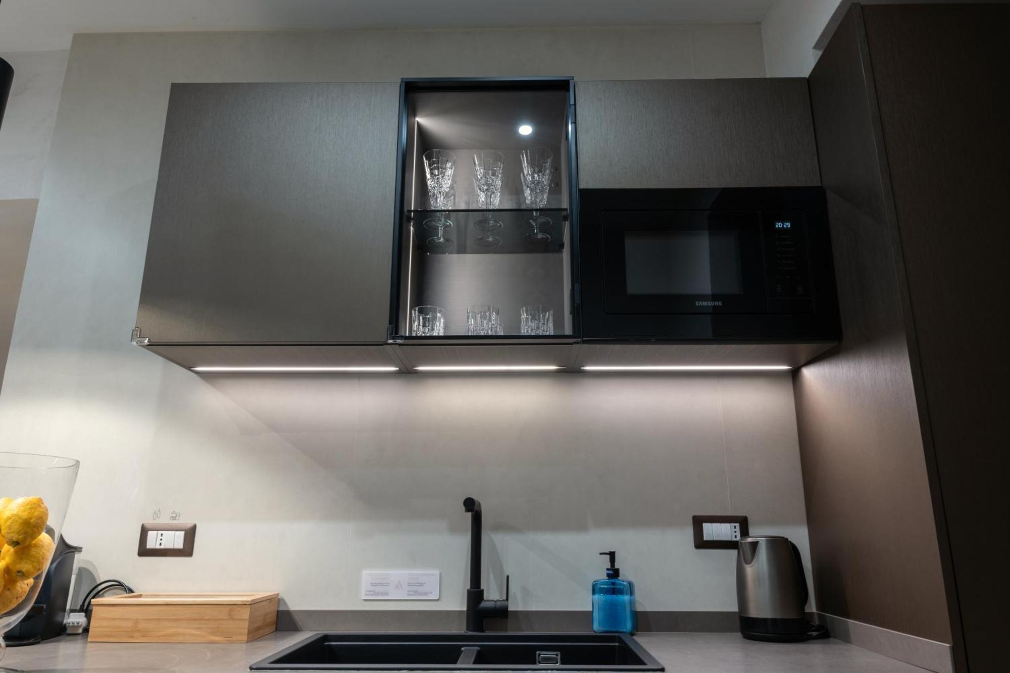 Aledo Boutique Apartments ナポリ エクステリア 写真