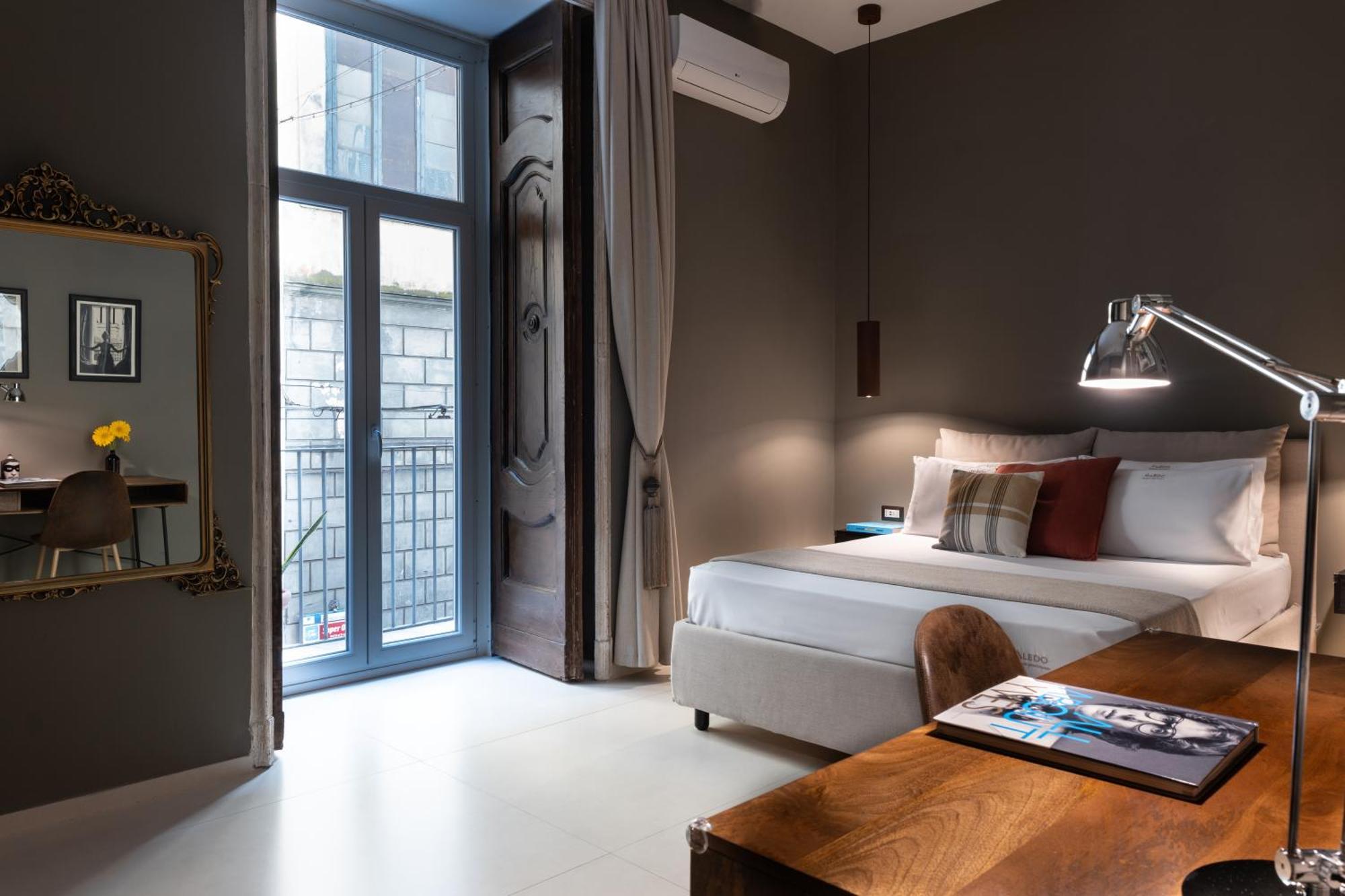 Aledo Boutique Apartments ナポリ エクステリア 写真