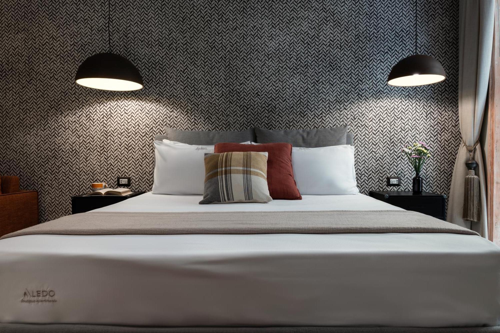Aledo Boutique Apartments ナポリ エクステリア 写真